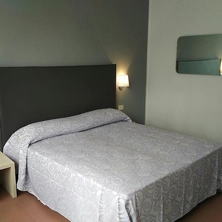 Hotel Arcadia Ciampino Dış mekan fotoğraf