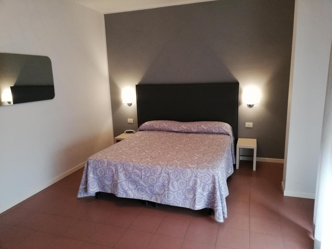 Hotel Arcadia Ciampino Dış mekan fotoğraf